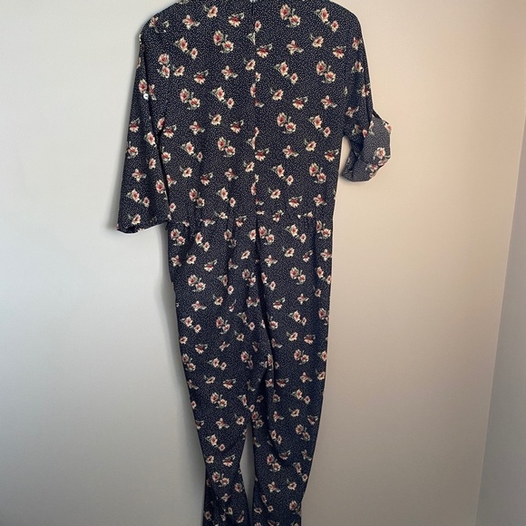 Molly Bracken 3/4 Sleeve Black 1/2‎ Zip Flower Print V-neck Jumpsuit Size Large - Picture 8 of 16